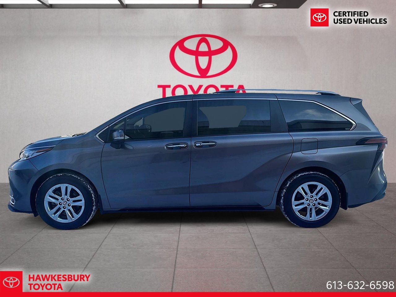 2024 Toyota Sienna - Image 7