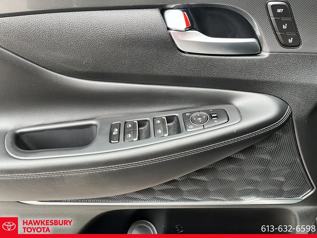 2023 Hyundai Santa Fe Hybrid - Image 15