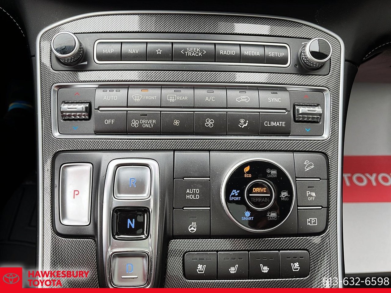 2023 Hyundai Santa Fe Hybrid - Image 24