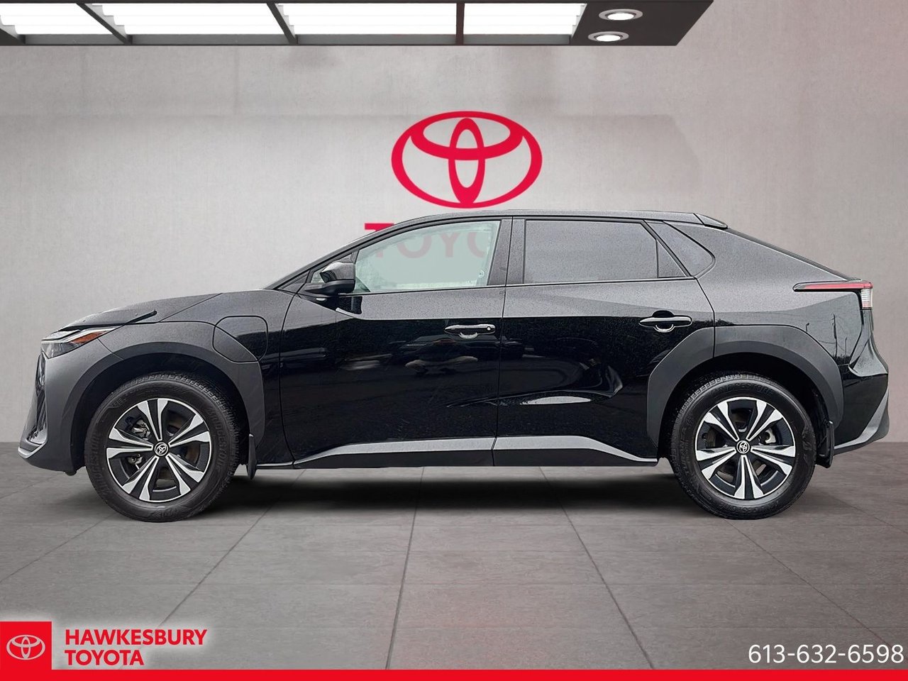 2025 Toyota BZ4X - Image 7