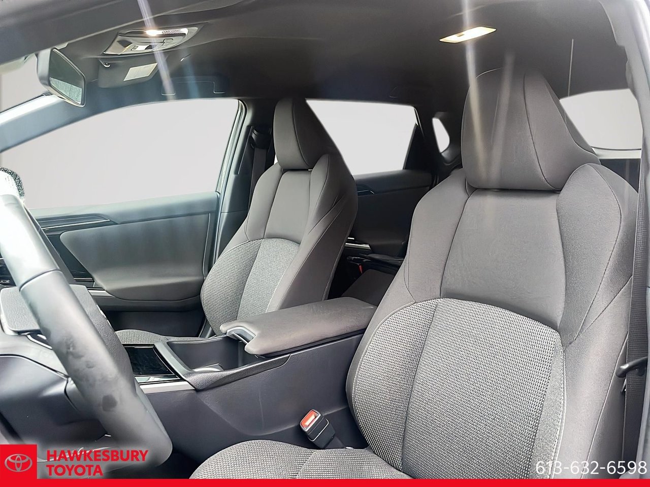 2025 Toyota BZ4X - Image 12