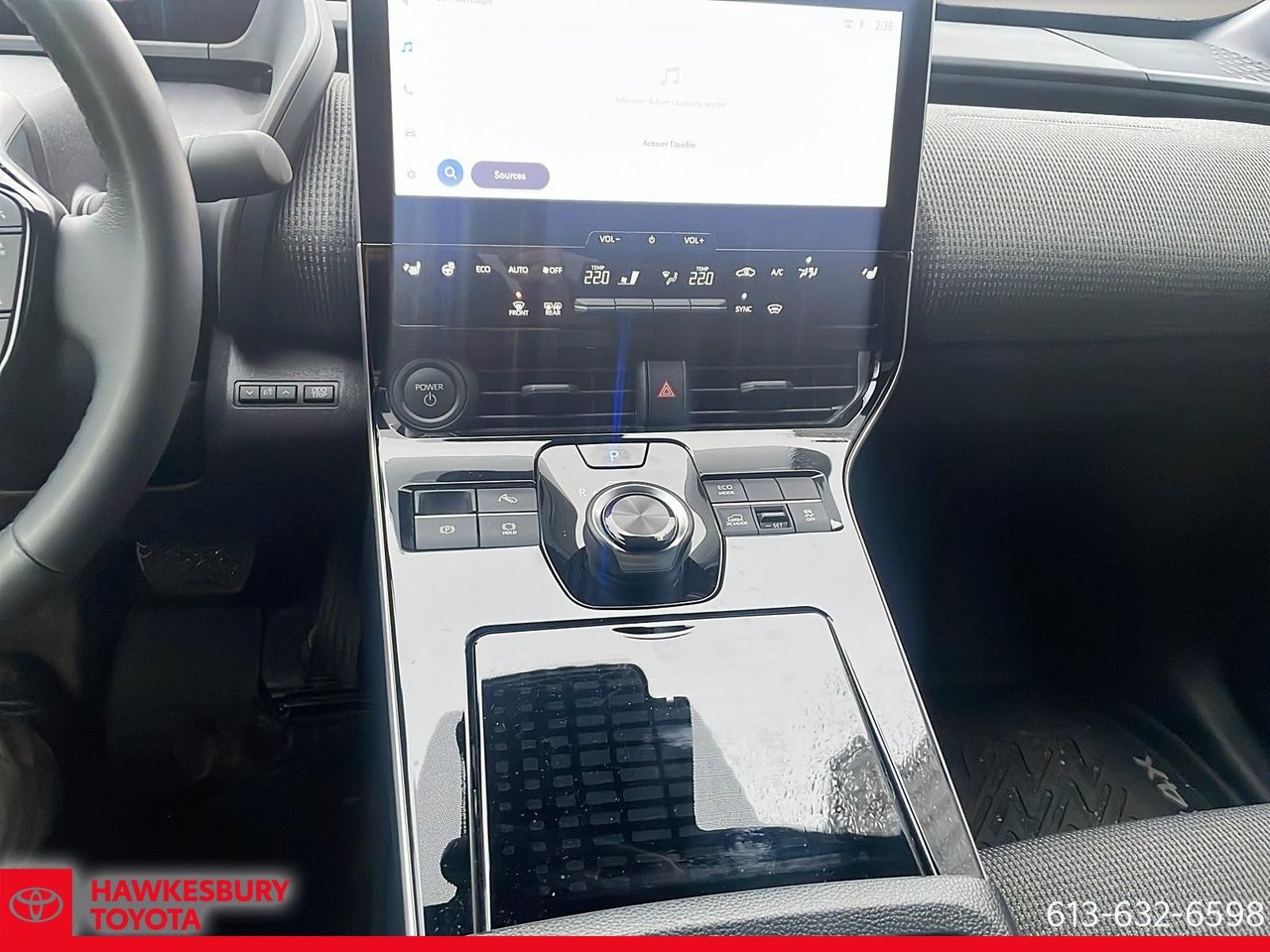 2025 Toyota BZ4X - Image 17