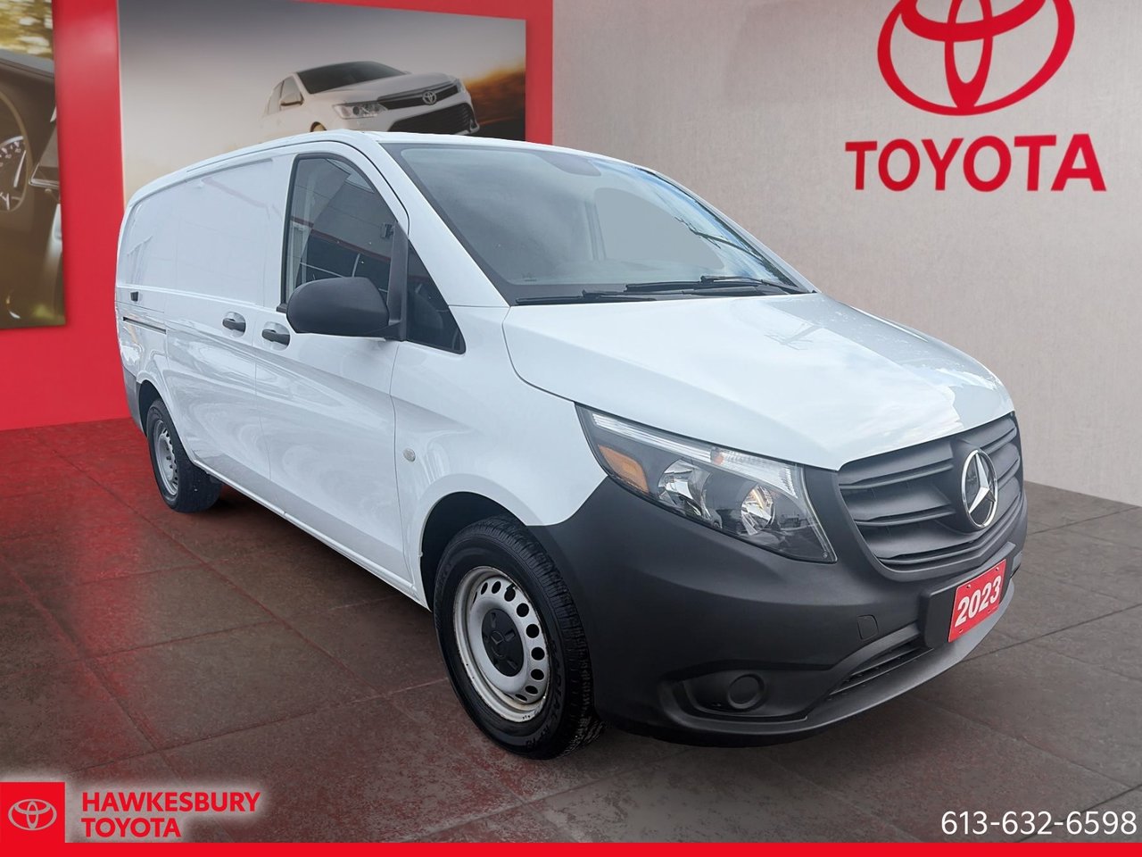 2023 Mercedes-Benz Metris Cargo Van - Image 3