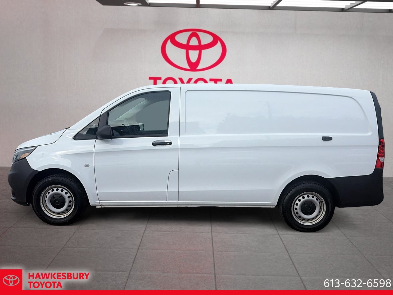 2023 Mercedes-Benz Metris Cargo Van - Image 8