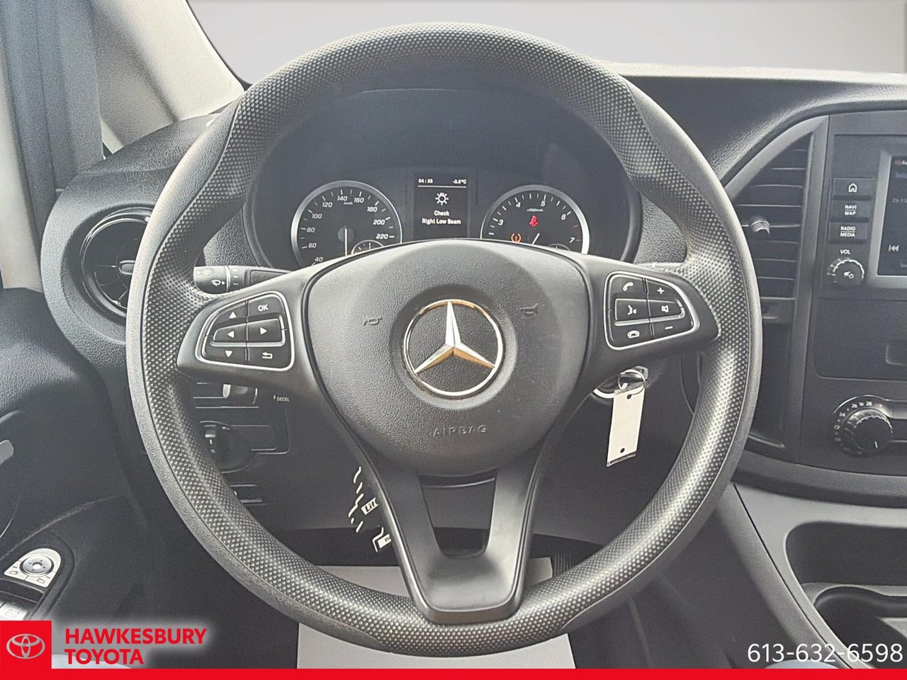 2023 Mercedes-Benz Metris Cargo Van - Image 14