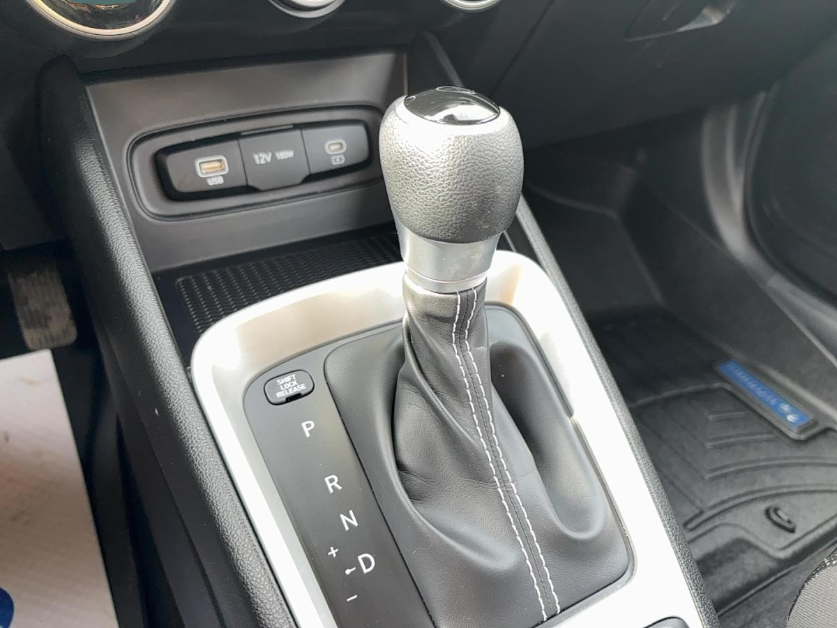 2023 Hyundai Venue - Image 14