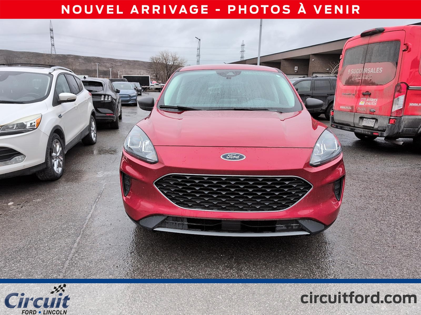 2022 Ford Escape Hybrid - Image 2