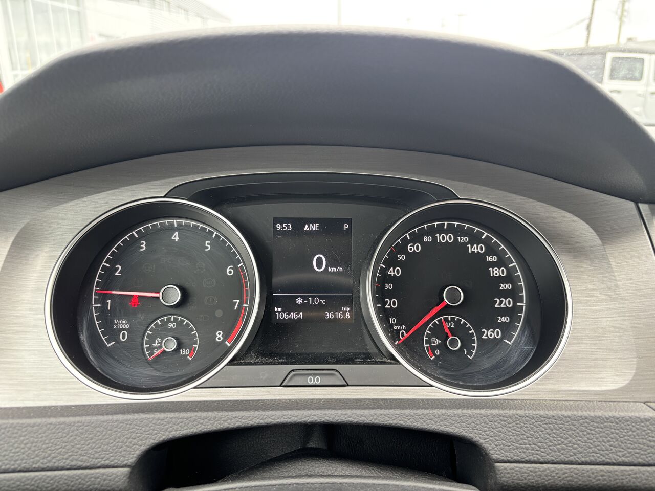 2017 Volkswagen Golf - Image 3