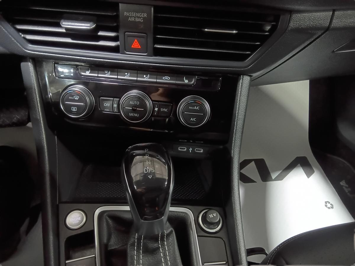 2024 Volkswagen Jetta - Image 17