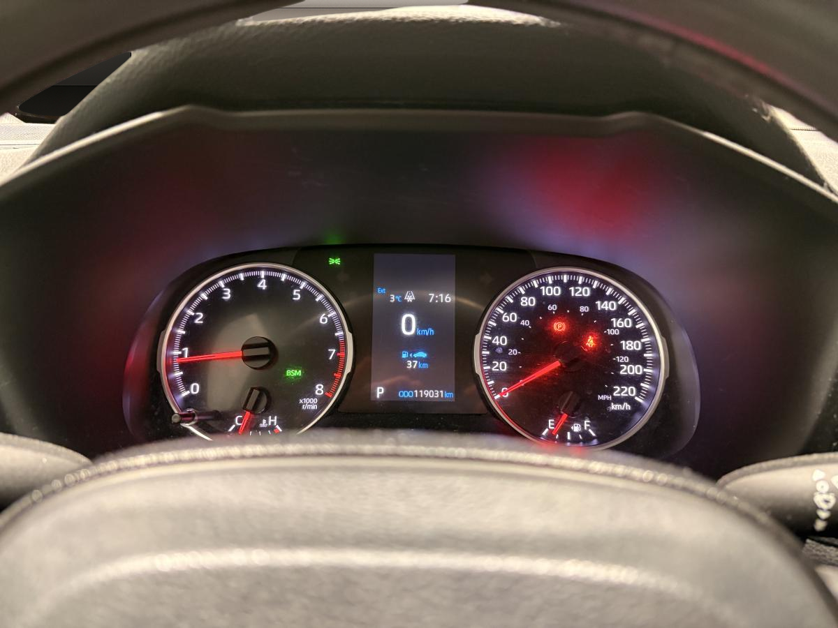 2021 Toyota RAV4 - Image 14