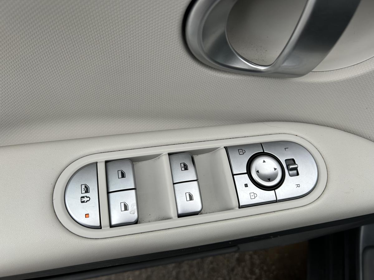 2023 Hyundai IONIQ 5 - Image 14