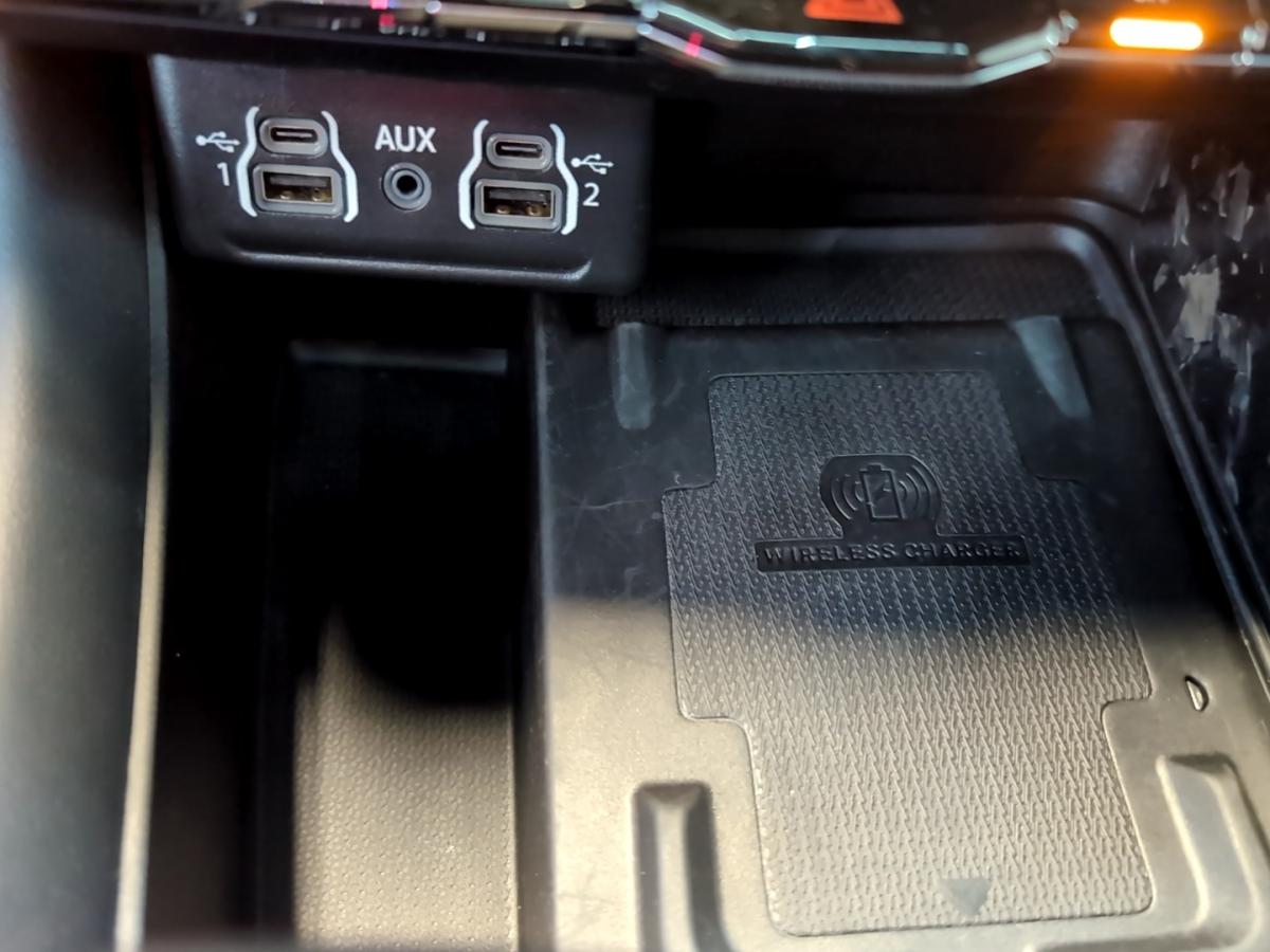 2023 Dodge Durango - Image 30