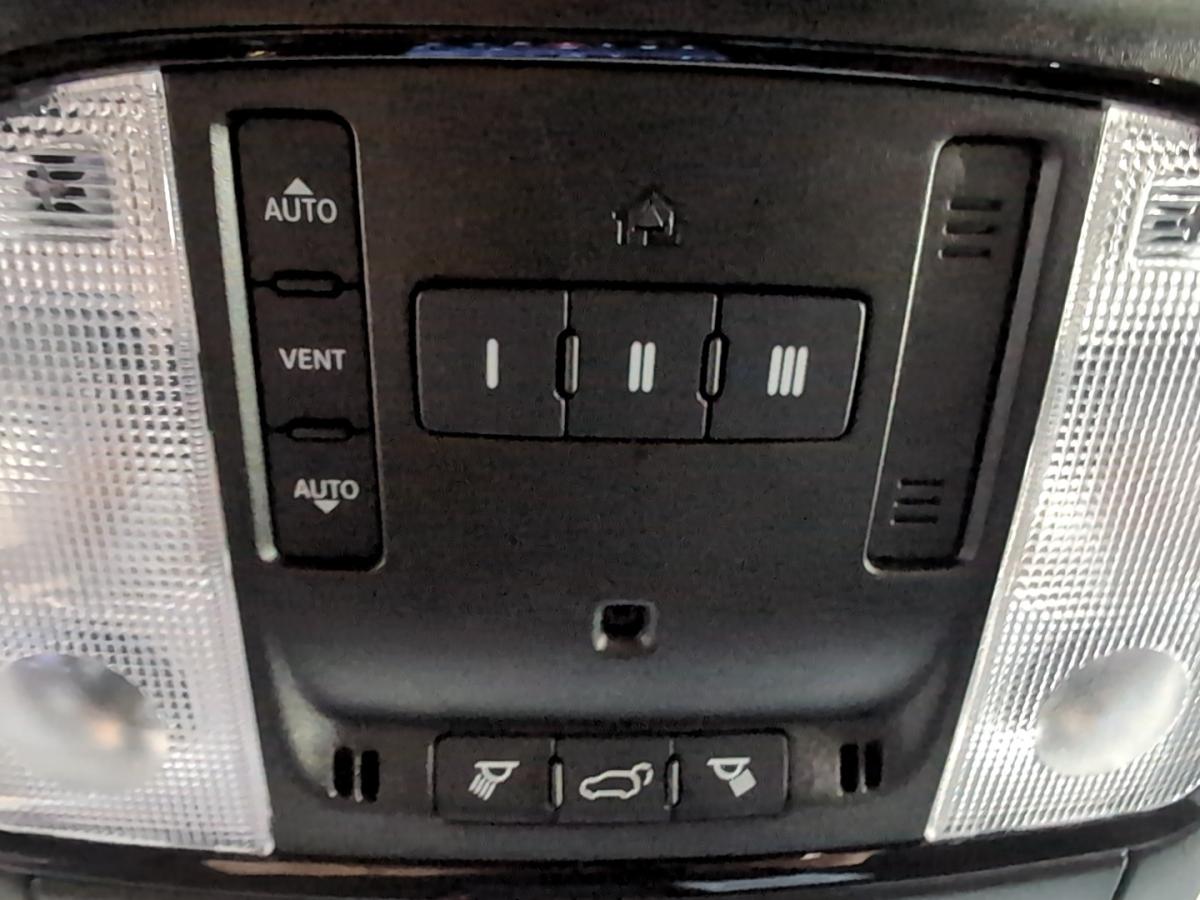 2023 Dodge Durango - Image 31