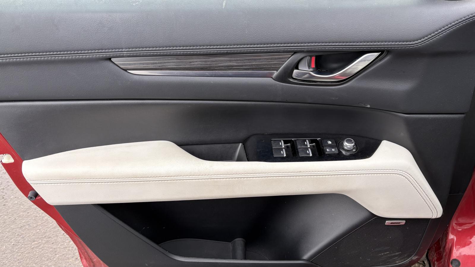 2018 Mazda CX-5 - Image 12