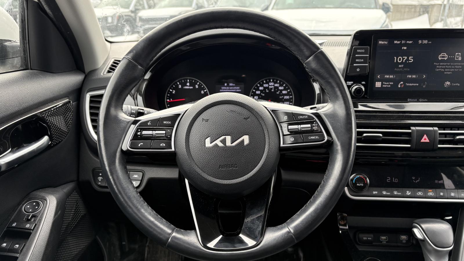 2022 Kia Seltos - Image 10