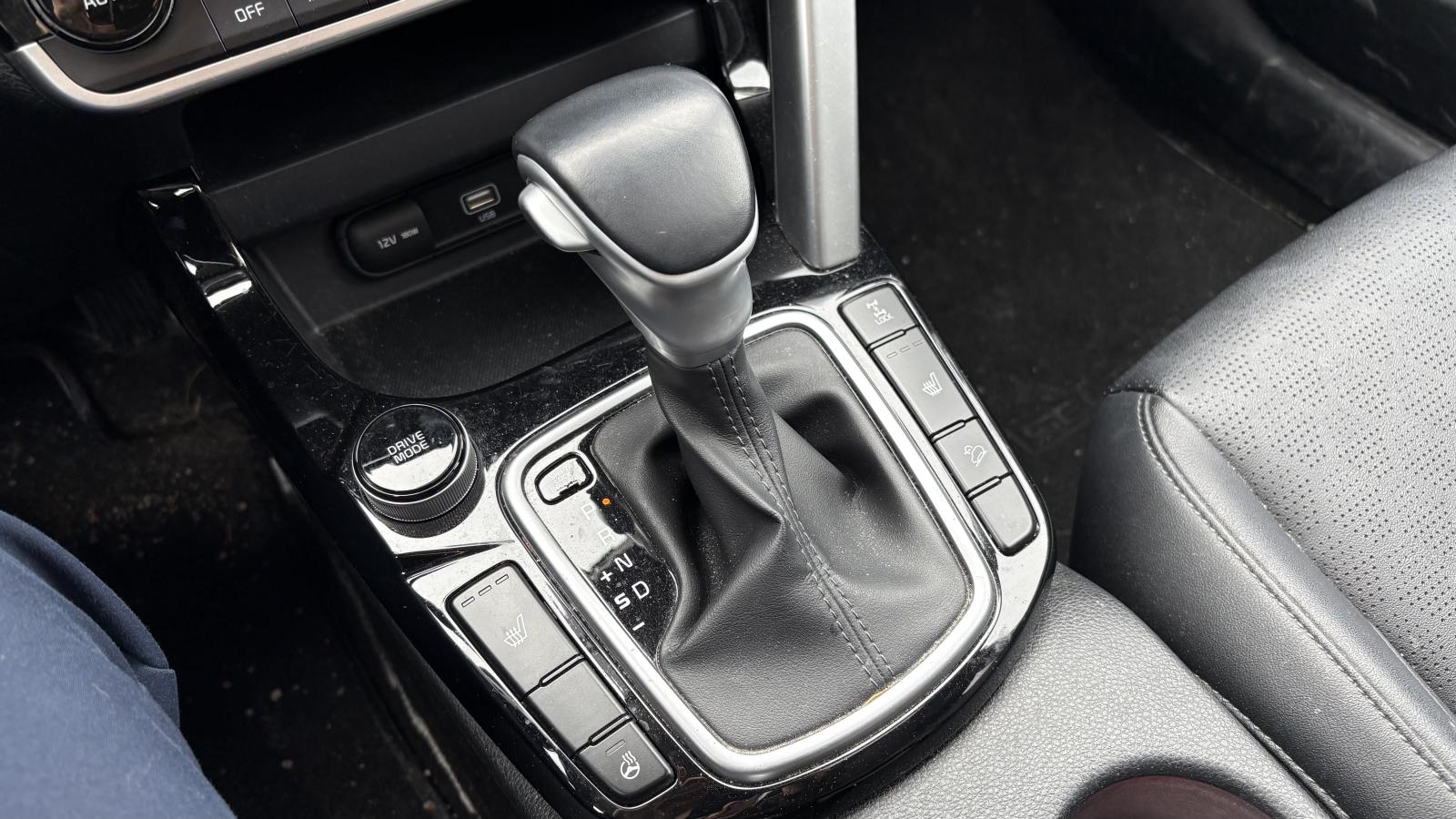 2022 Kia Seltos - Image 25