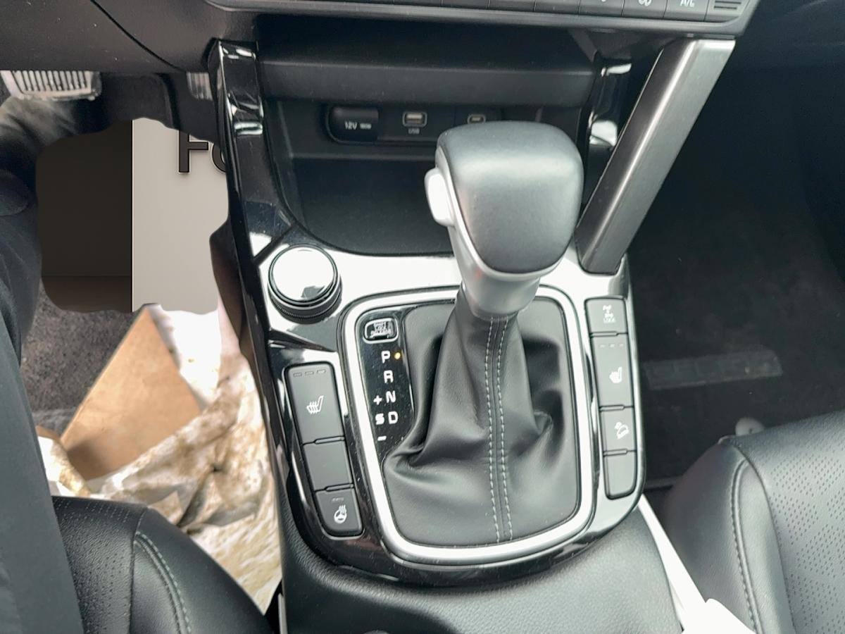 2024 Kia Seltos - Image 18