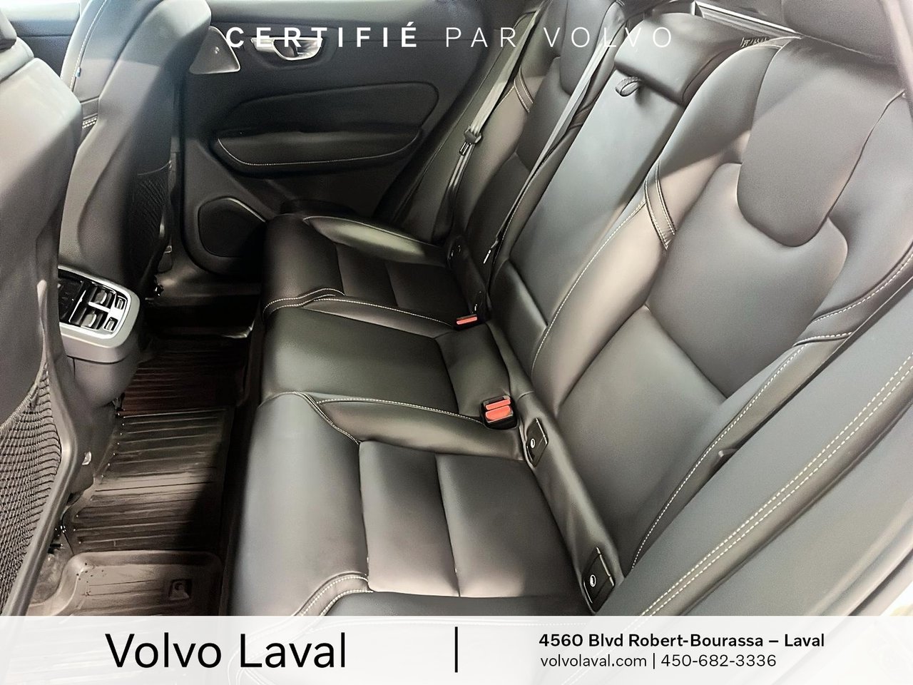 2022 Volvo XC60 - Image 19