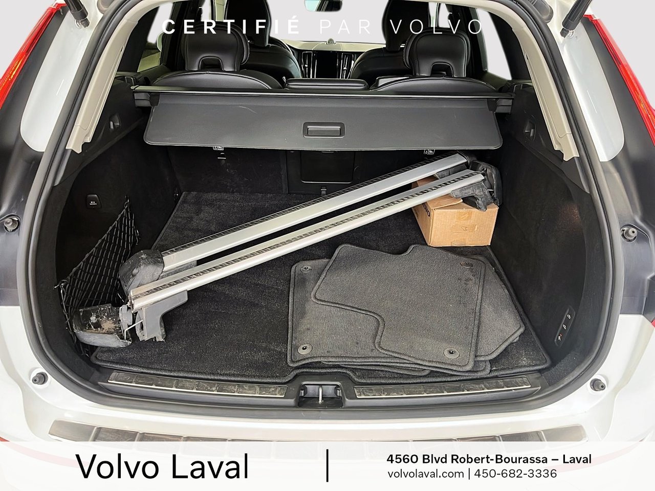 2022 Volvo XC60 - Image 20