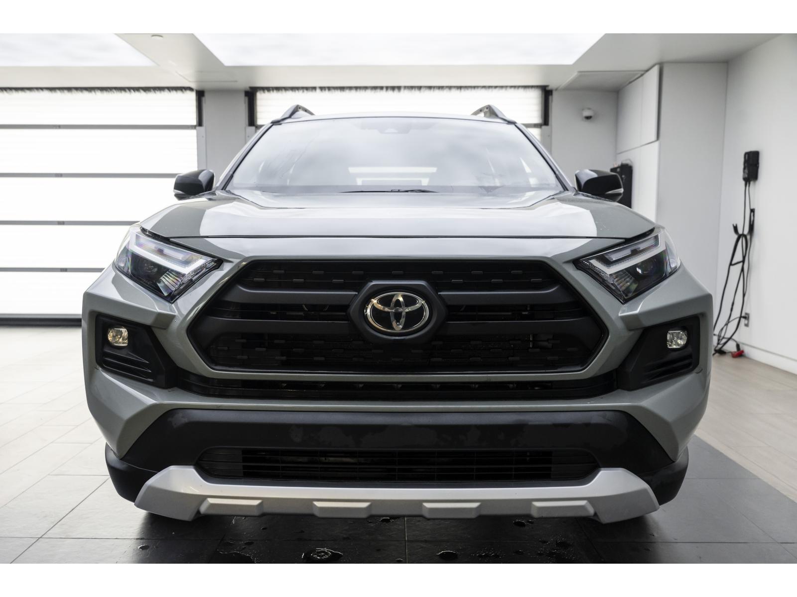2022 Toyota RAV4 - Image 4