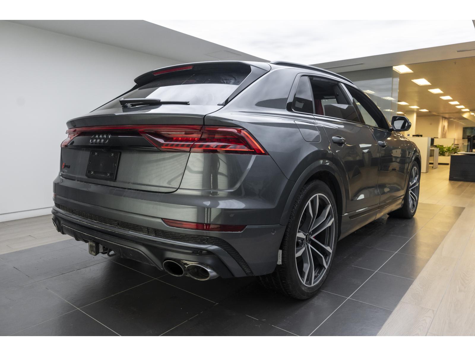 2023 Audi SQ8 - Image 8