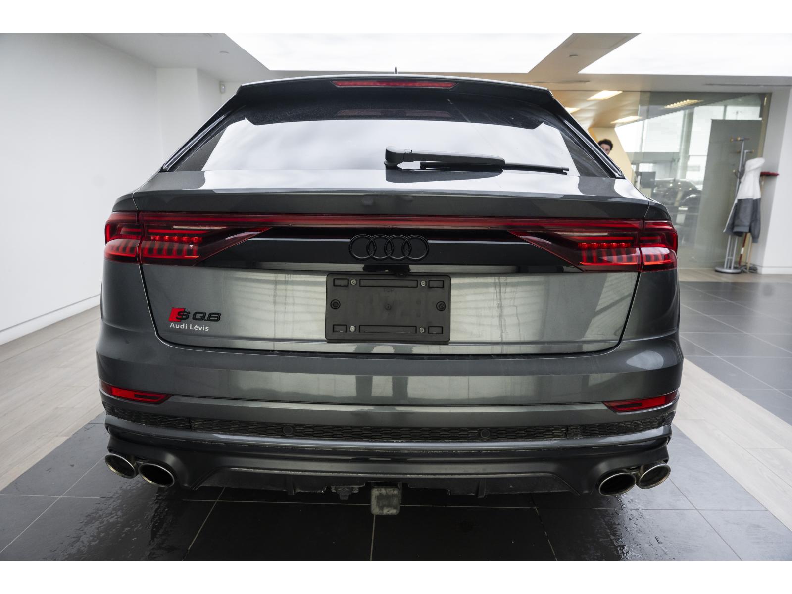 2023 Audi SQ8 - Image 11