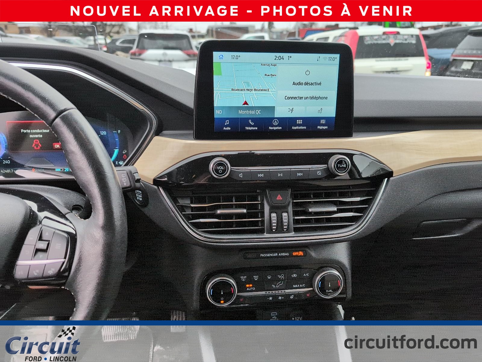 2022 Ford Escape Plug-in Hybrid - Image 18