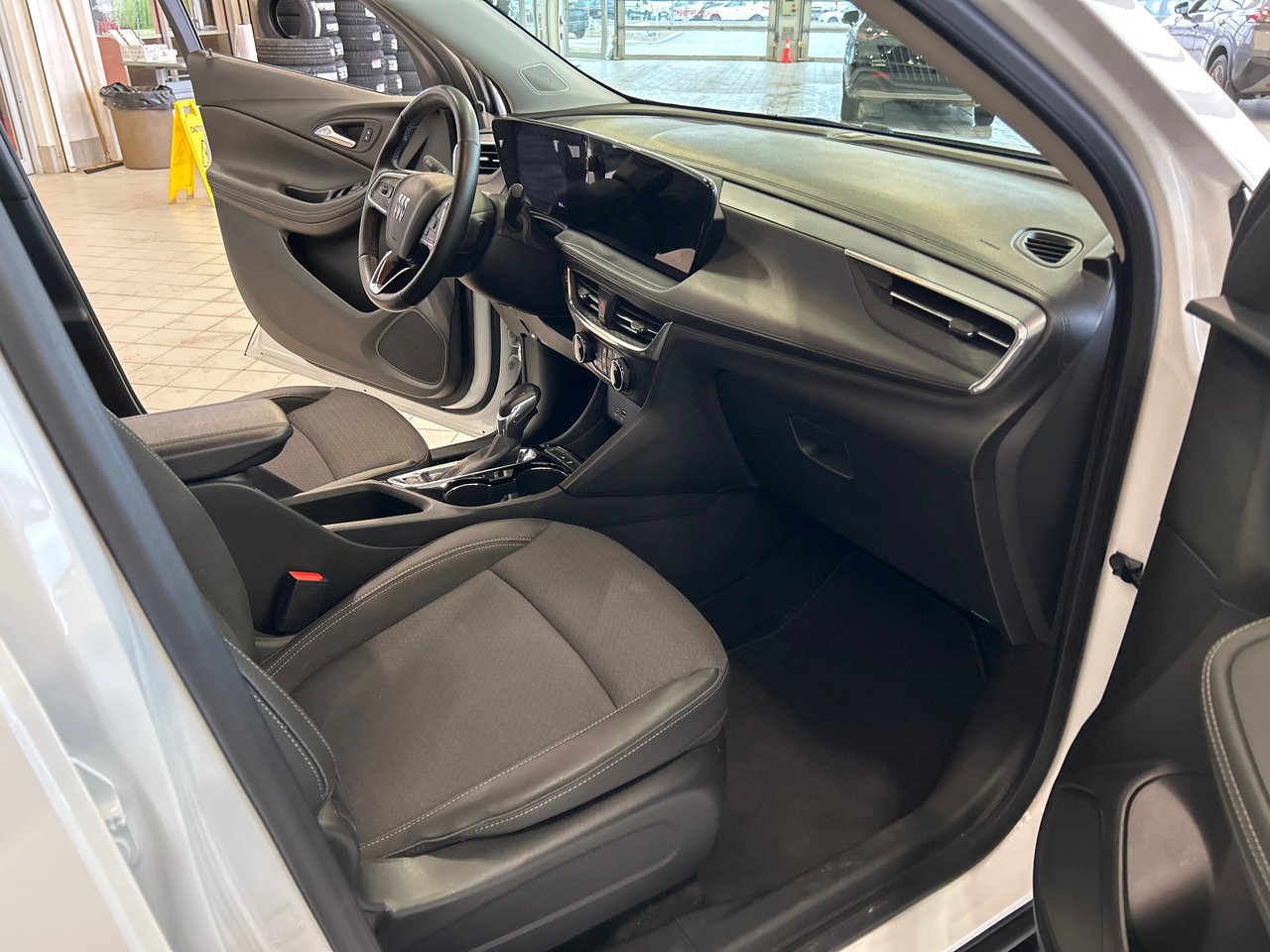 2024 Buick Encore GX - Image 12