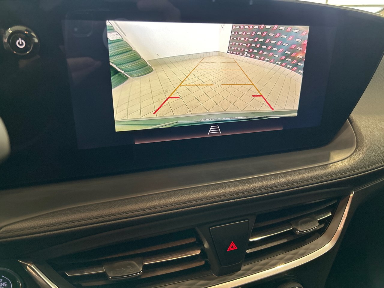 2024 Buick Encore GX - Image 25