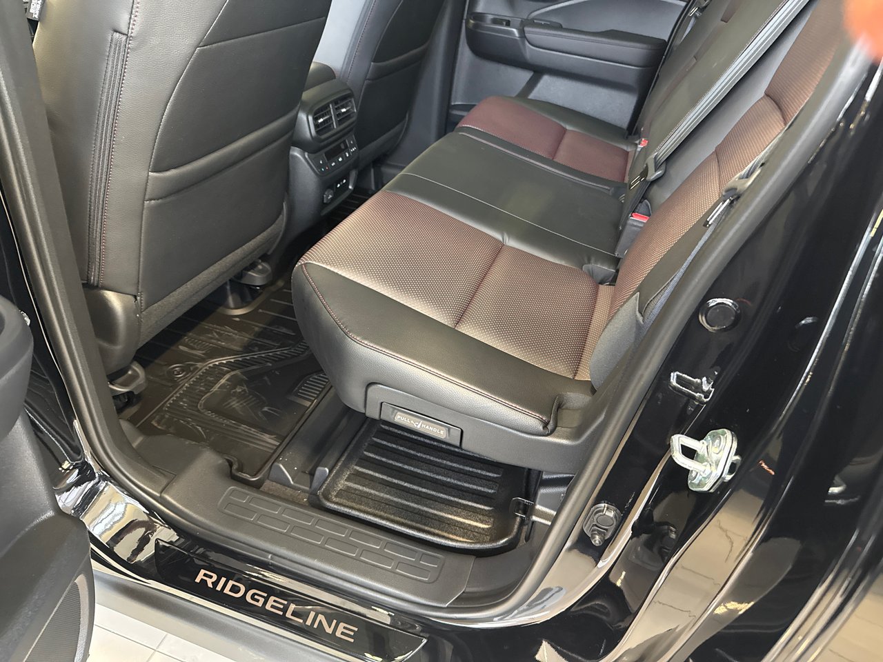 2026 Honda Ridgeline - Image 9