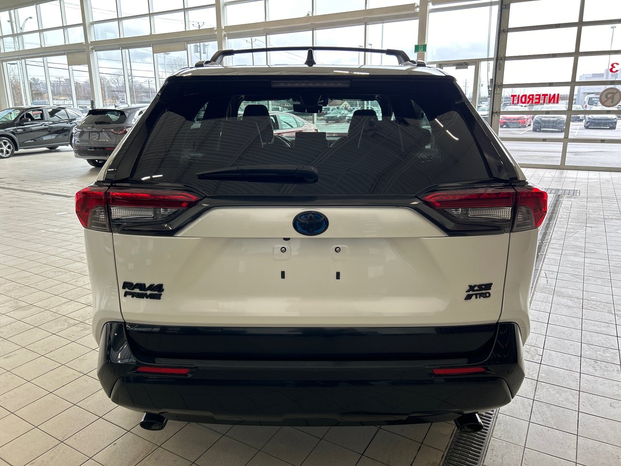 2021 Toyota RAV4 Prime - Image 16