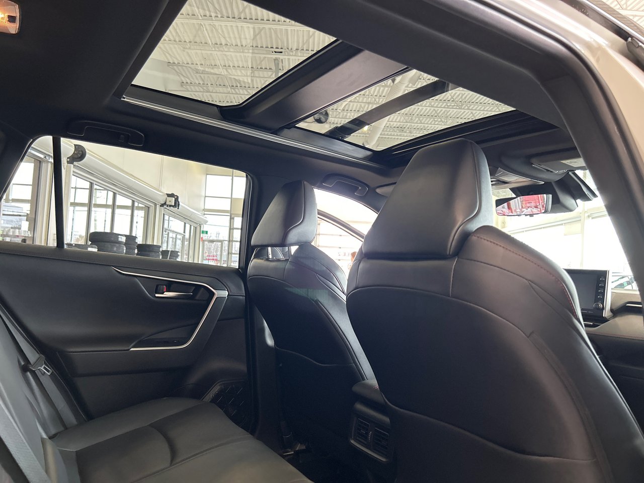 2021 Toyota RAV4 Prime - Image 23