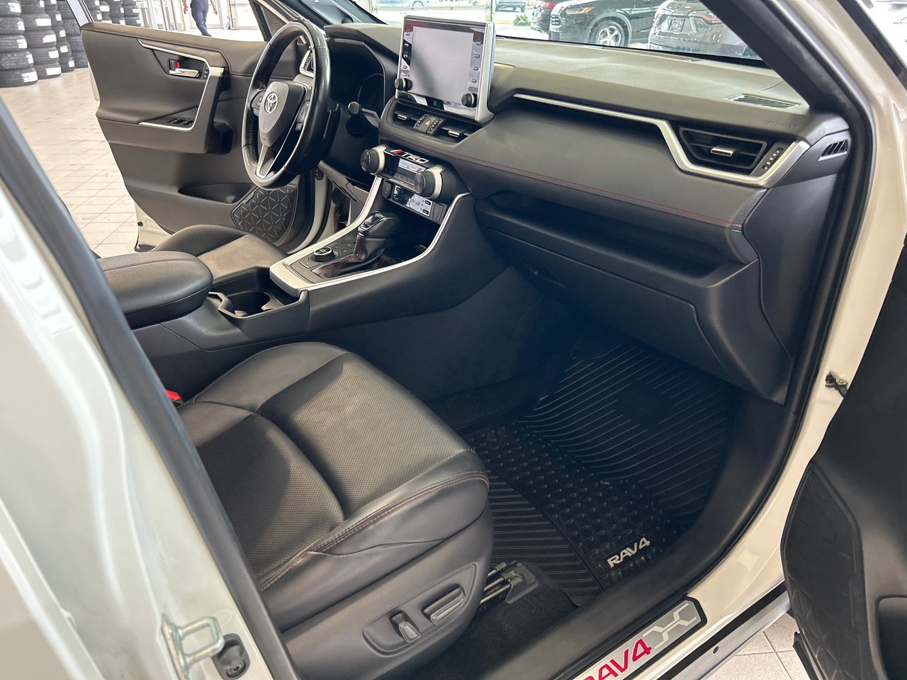 2021 Toyota RAV4 Prime - Image 24