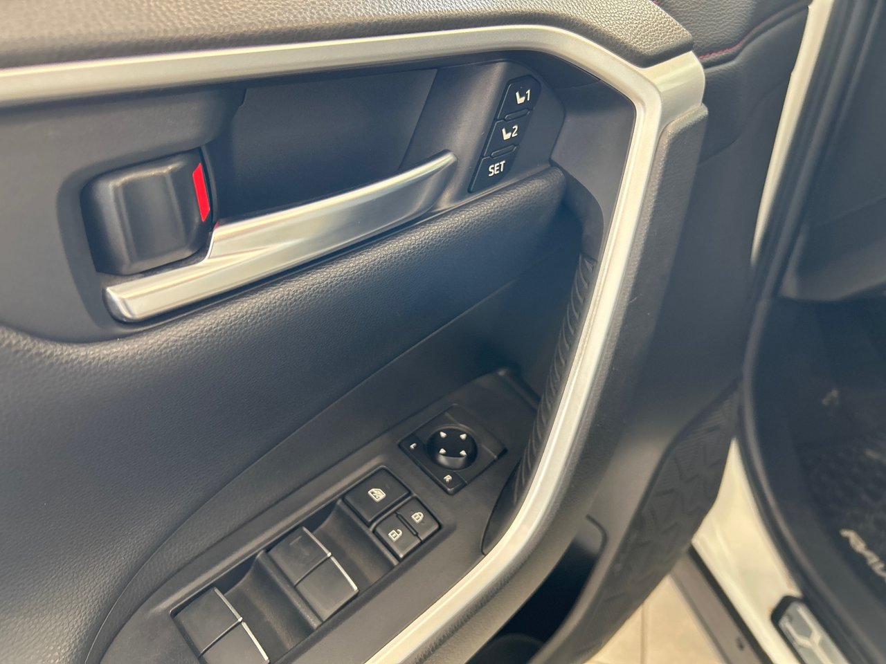 2021 Toyota RAV4 Prime - Image 34