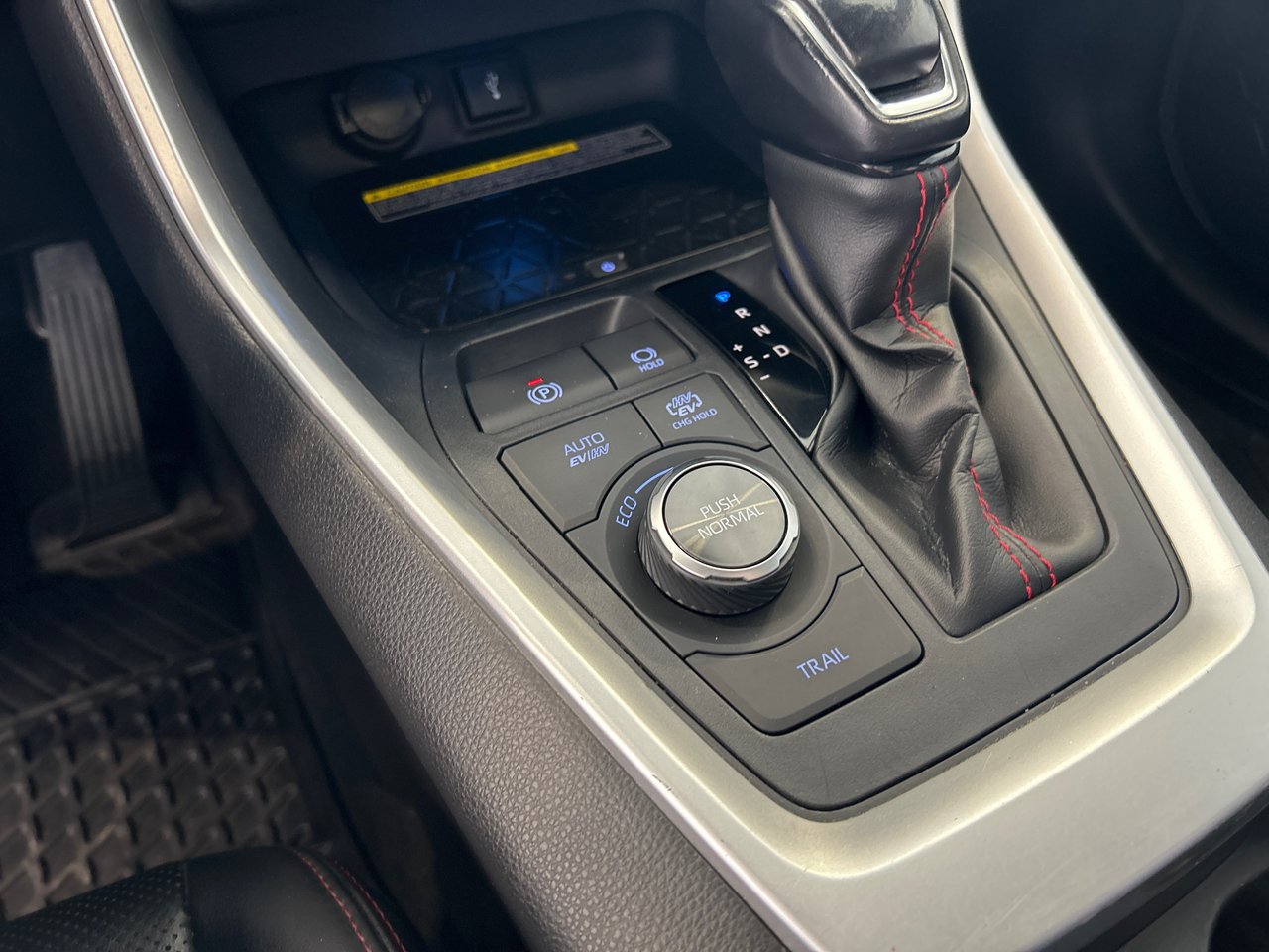 2021 Toyota RAV4 Prime - Image 39