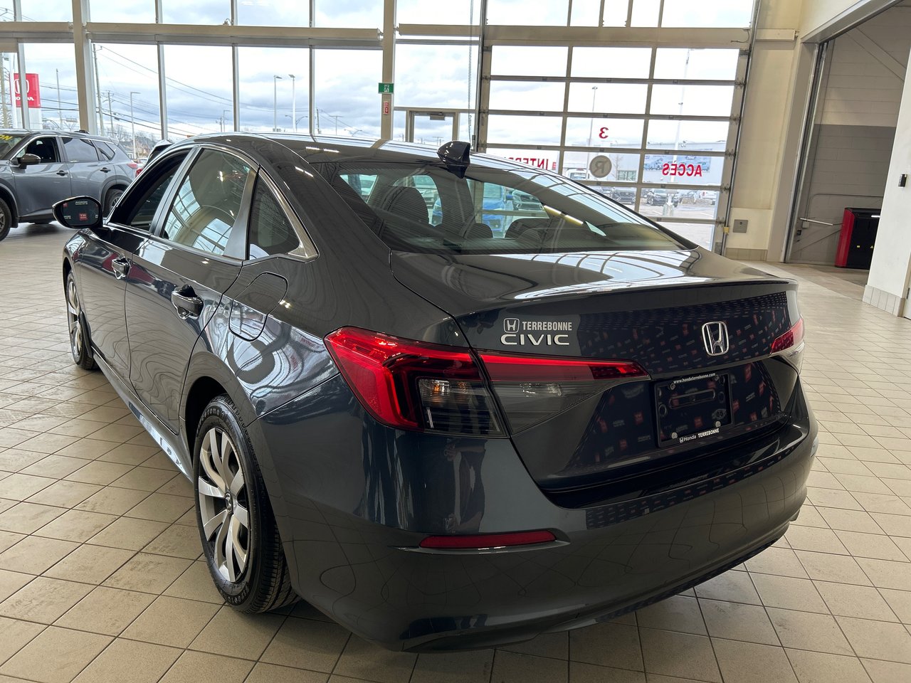 2023 Honda Civic Sedan - Image 15