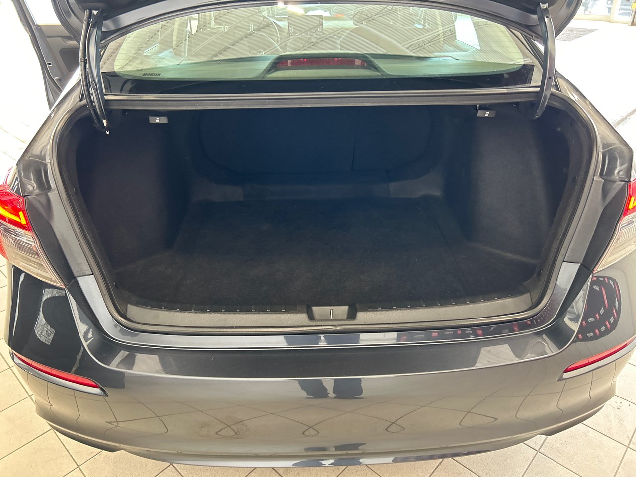 2023 Honda Civic Sedan - Image 16