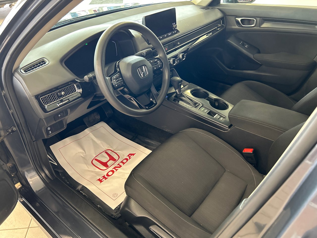 2023 Honda Civic Sedan - Image 31