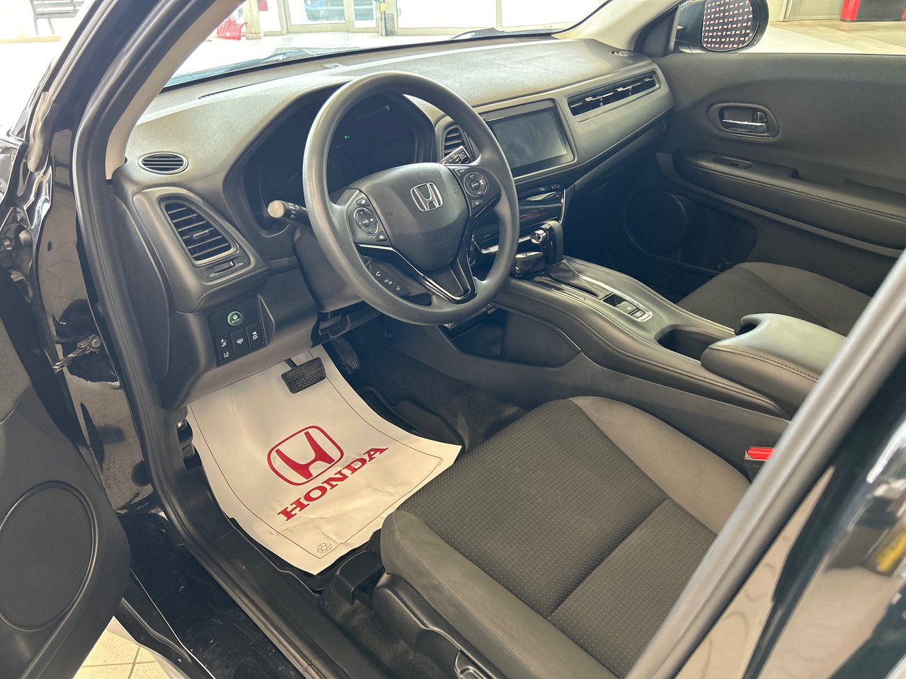 2021 Honda HR-V - Image 24