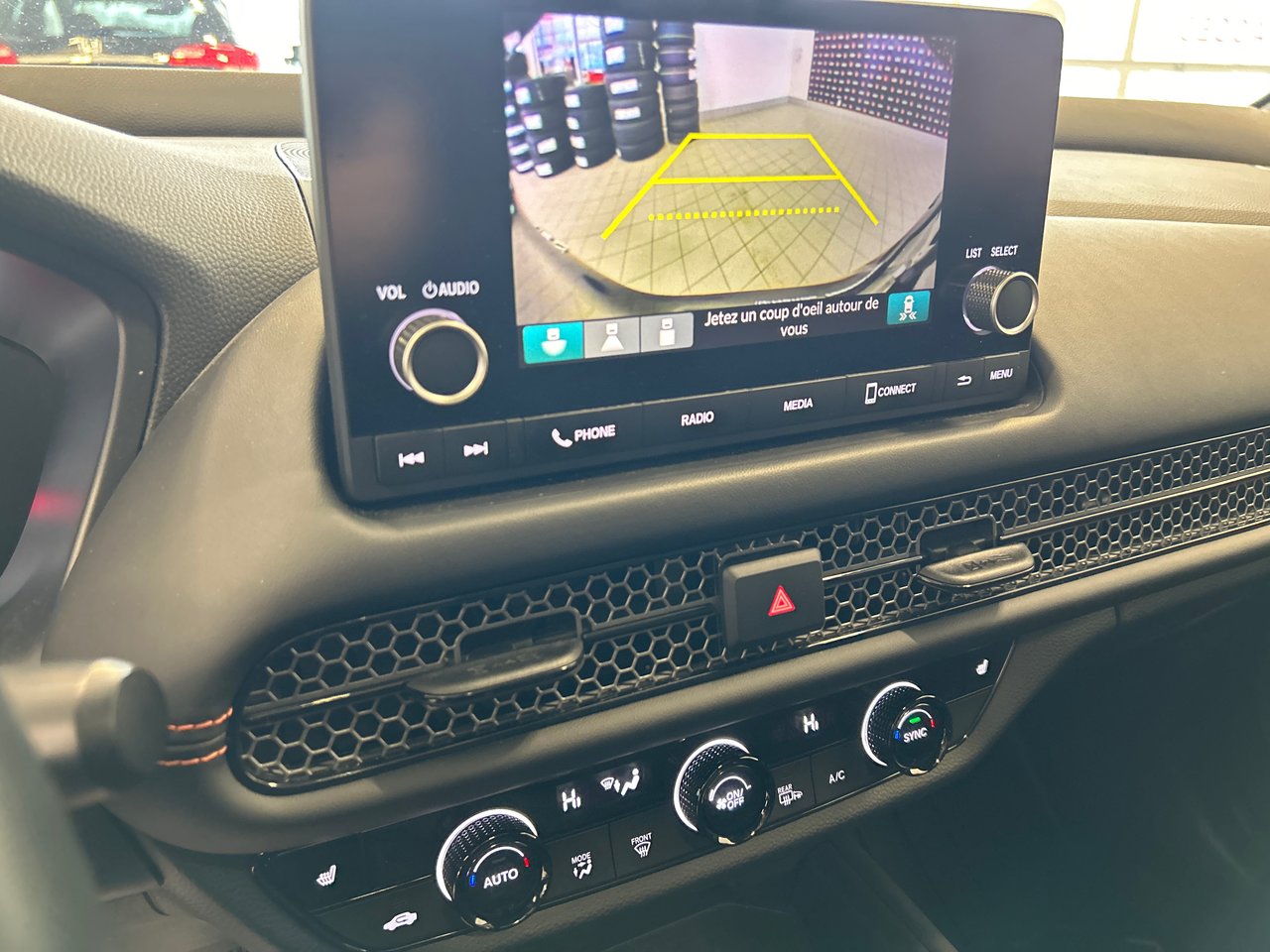 2023 Honda HR-V - Image 37