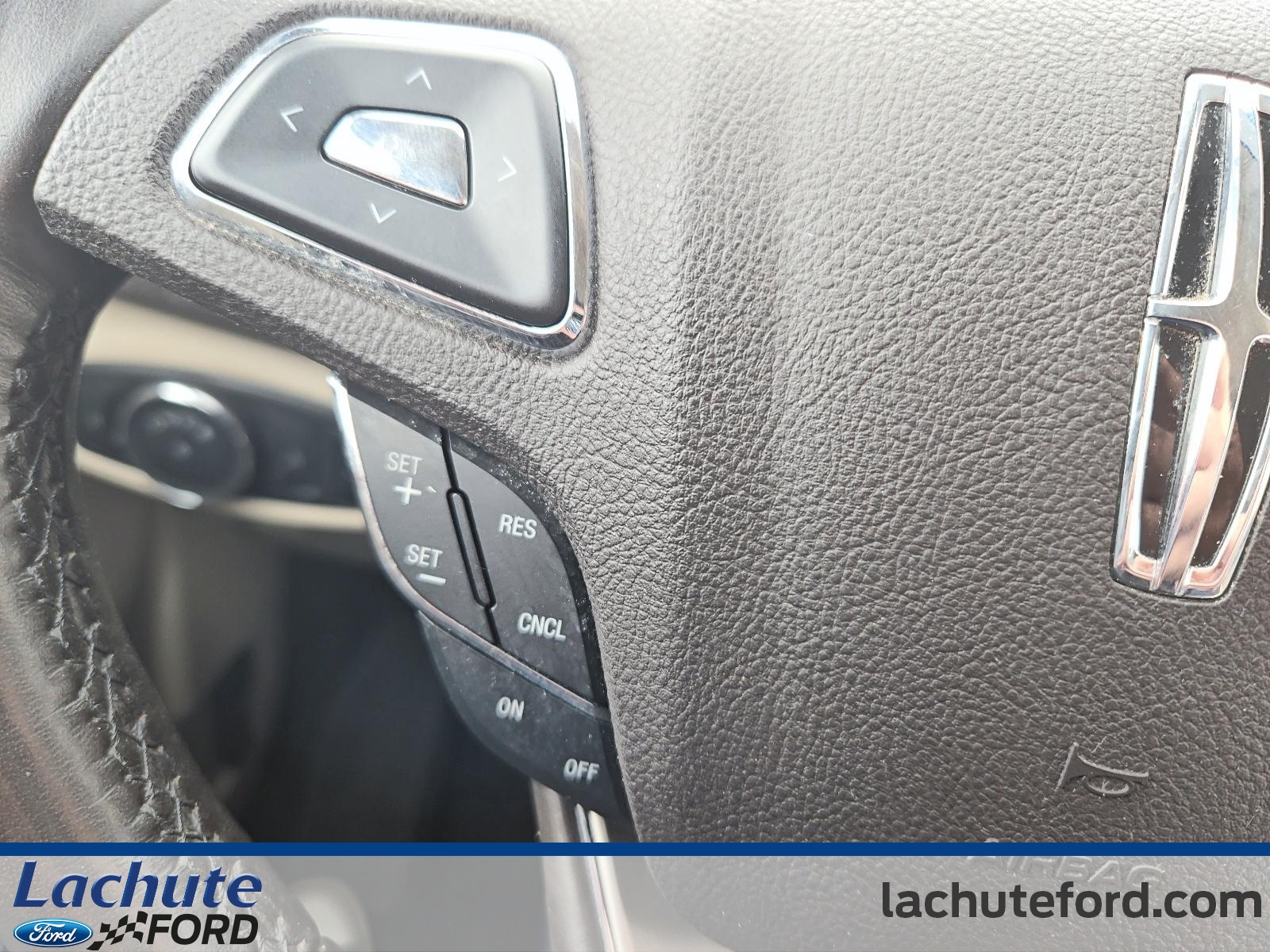 2019 Lincoln MKC - Image 21