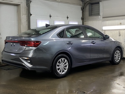 2021 Kia Forte - Image 18