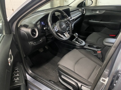 2021 Kia Forte - Image 22