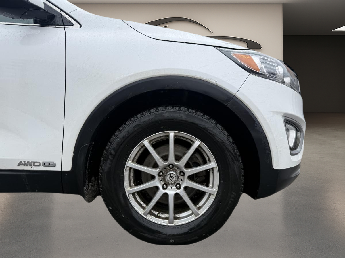 2018 Kia Sorento - Image 12