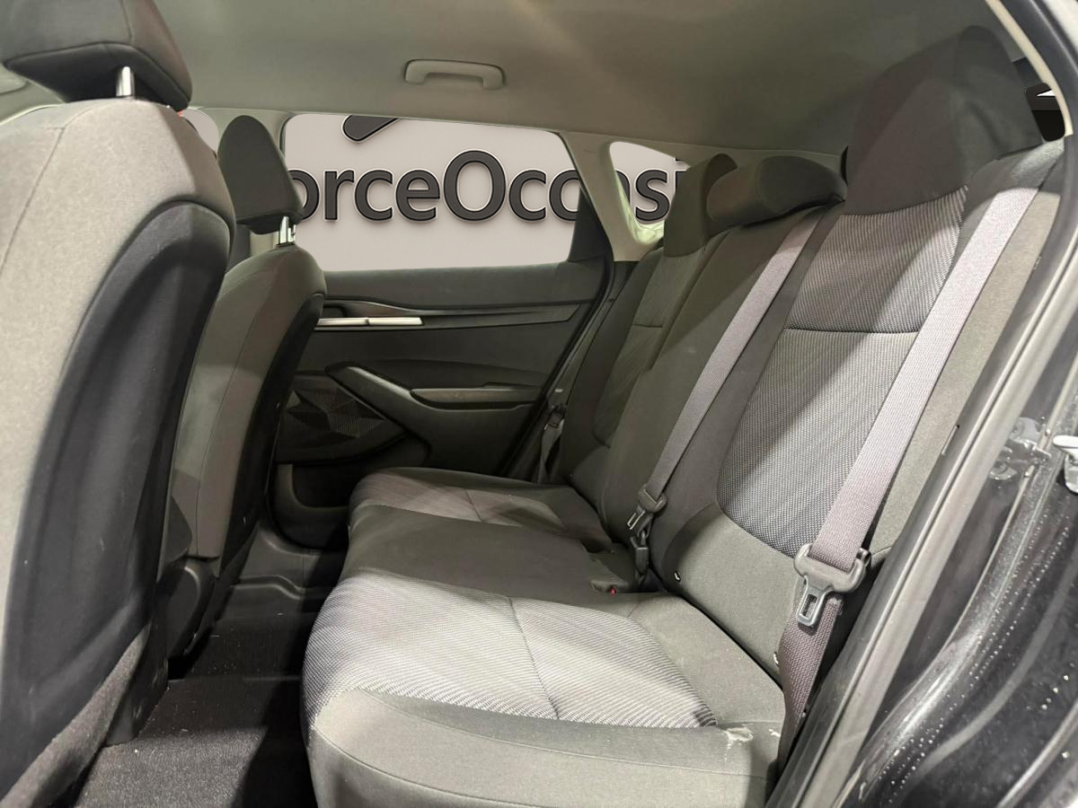 2024 Kia Seltos - Image 6