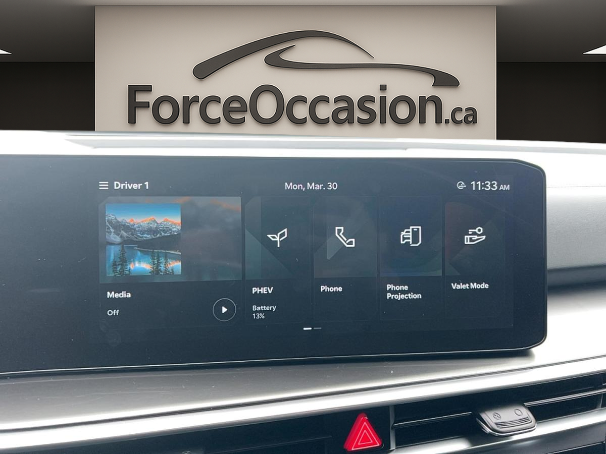 2025 Kia Sorento PHEV - Image 20