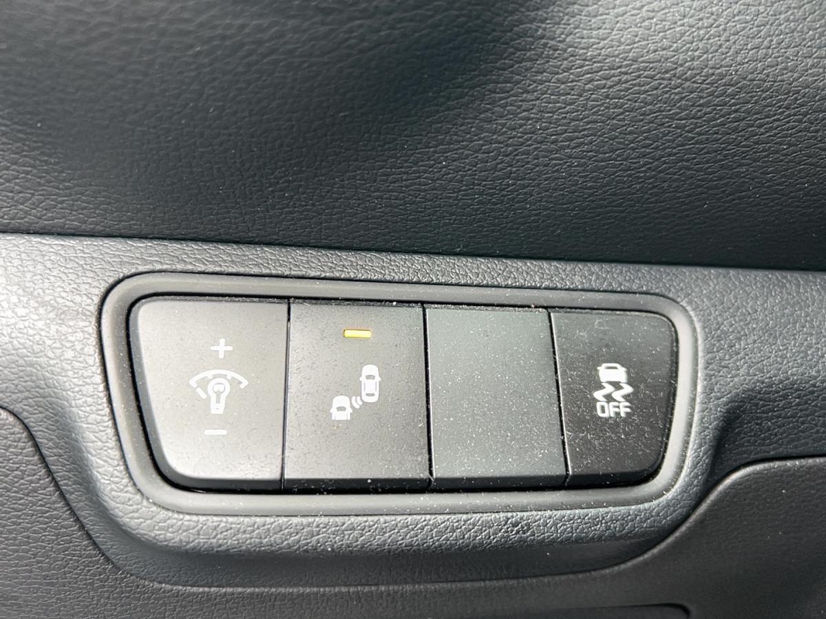 2024 Kia Forte - Image 10