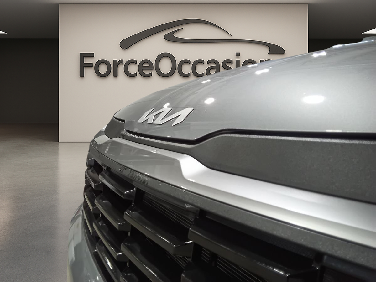 2026 Kia Sportage - Image 8