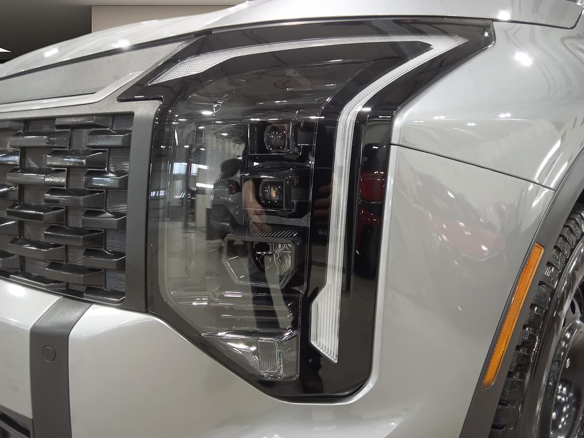 2026 Kia Sportage - Image 9