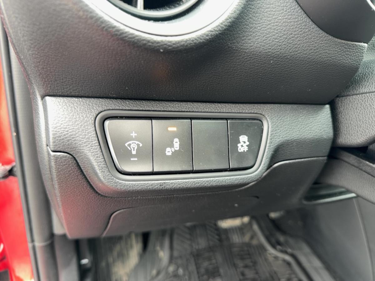 2023 Kia Forte - Image 12